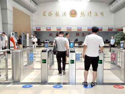 政府%%政府%%%%人臉識別%%政府行業(yè)人臉閘機閘機 哪家好？價格怎么樣？代理招商，生產(chǎn)廠家，價格，哪家好，多少錢，品牌，報價，廠家，哪個公司好