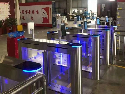 電子哨兵，助力疫情防控，醫(yī)院健康碼核驗測溫人行通道用新招 哪家好？價格怎么樣？代理招商，生產廠家，價格，哪家好，多少錢，品牌，報價，廠家，哪個公司好 